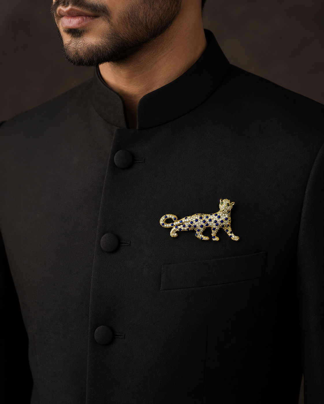 Sapphire Prowler Leopard Brooch