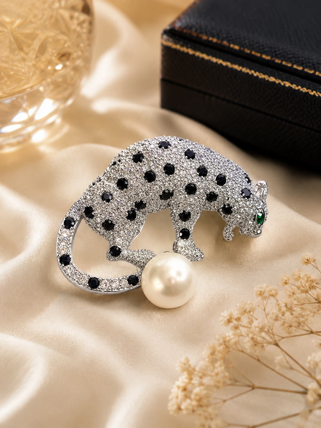 Luxury Silver Panther Brooch with Pearl for Men's & Women's Blazer
