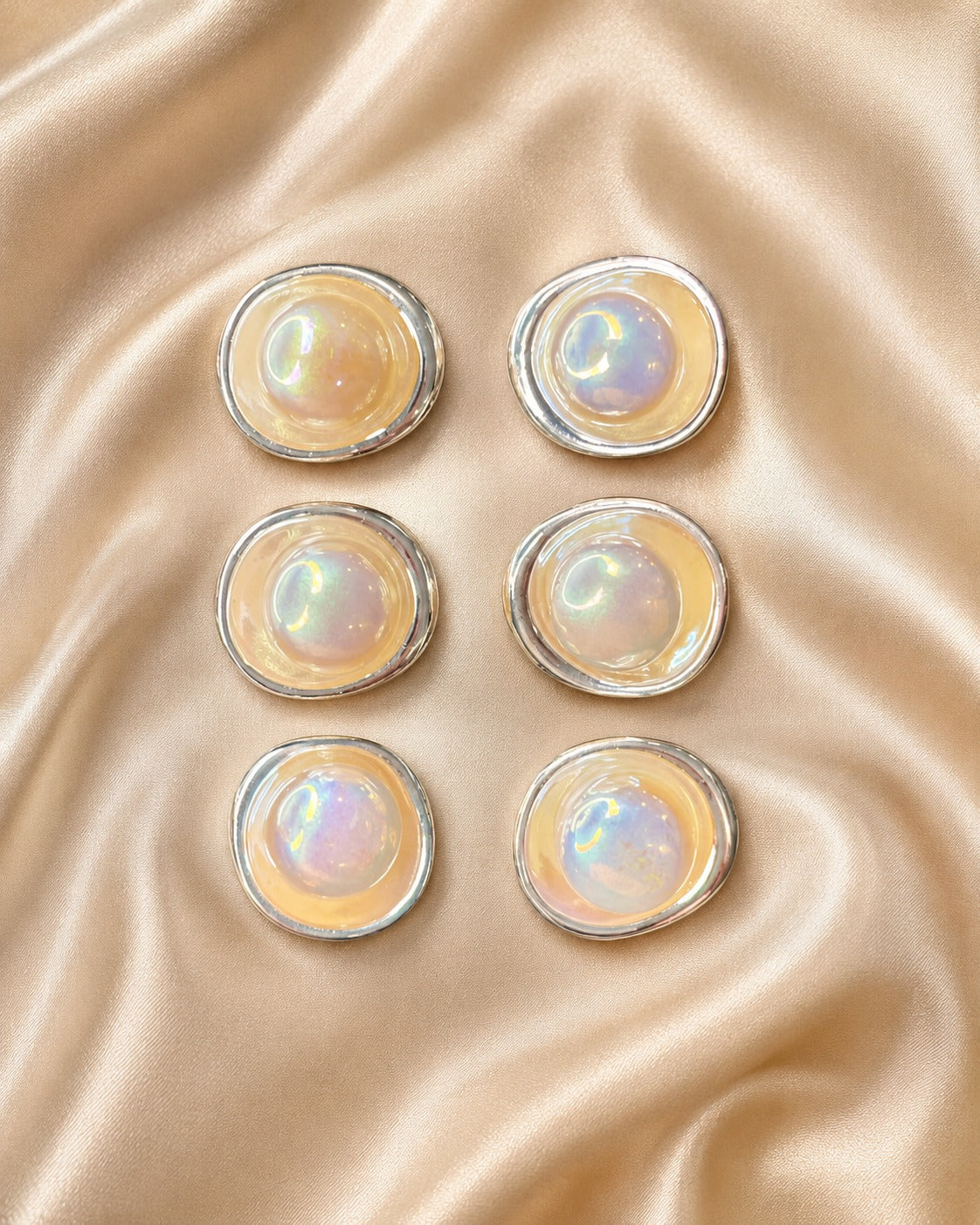 Aurora Pearl Kurta Buttons