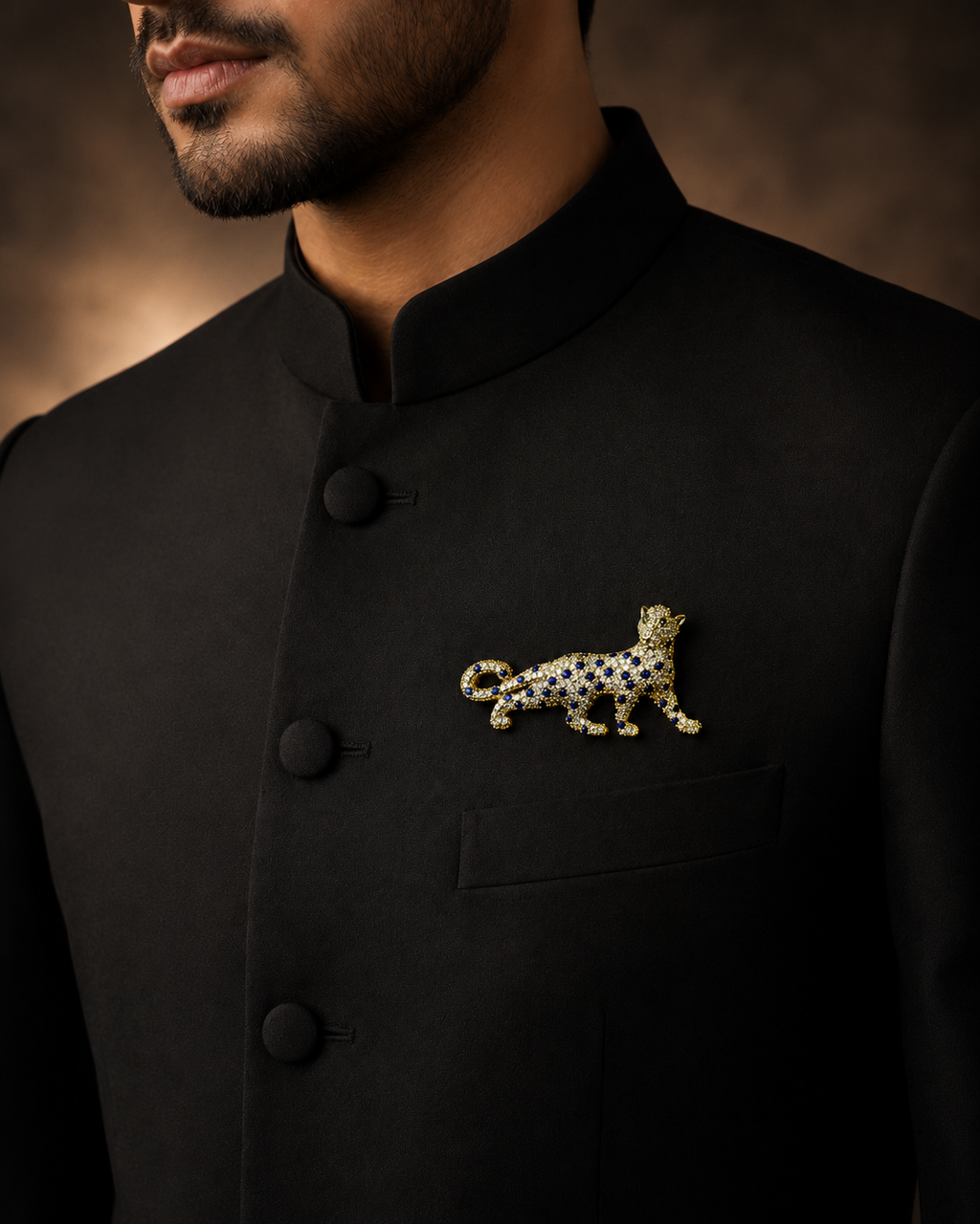 Sapphire Prowler Leopard Brooch